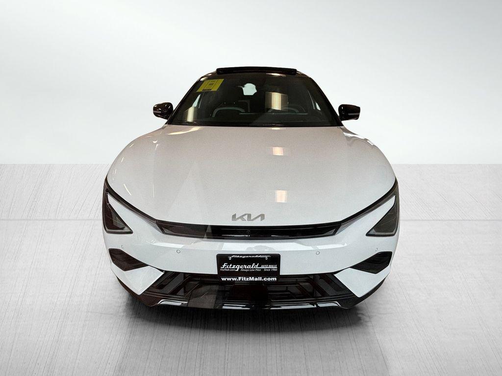 new 2025 Kia EV6 car, priced at $49,642