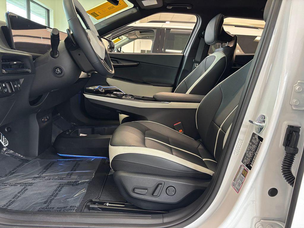 new 2025 Kia EV6 car, priced at $49,642