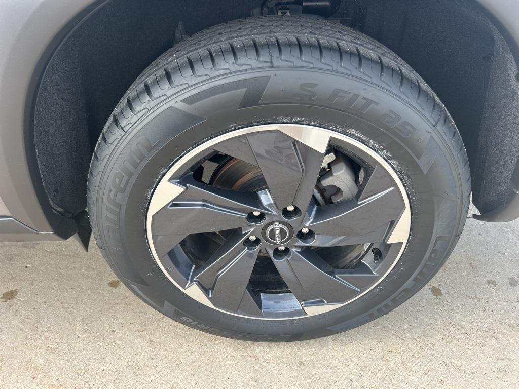 used 2024 Nissan Rogue car, priced at $22,146