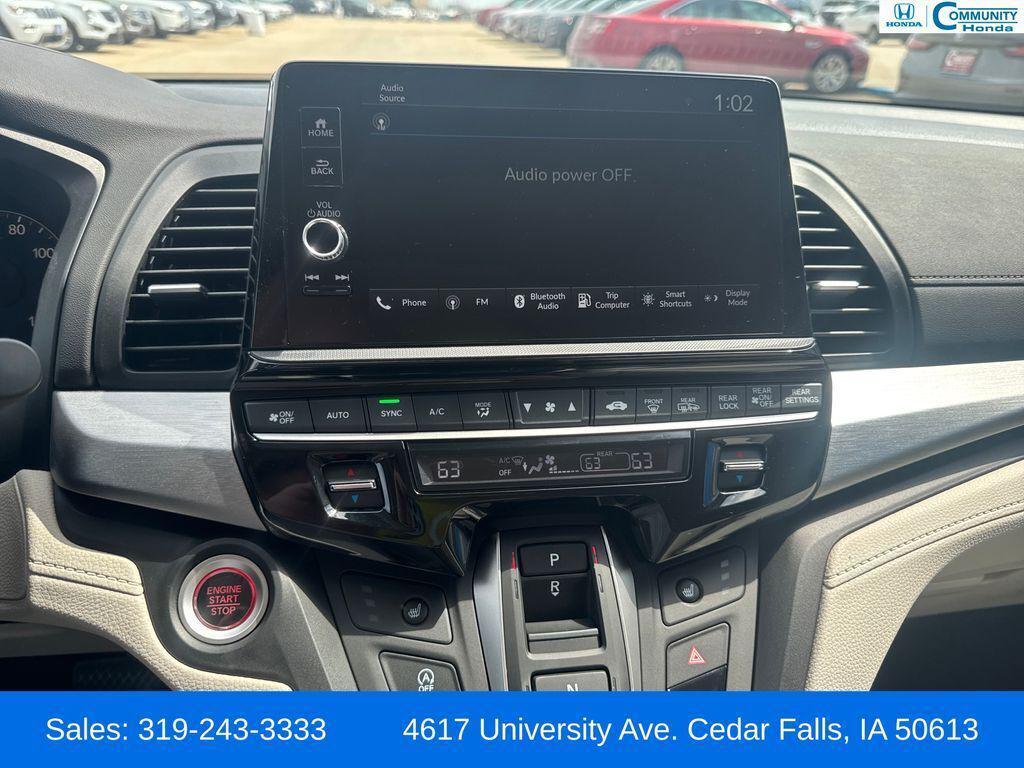 new 2026 Honda Odyssey car, priced at $43,229