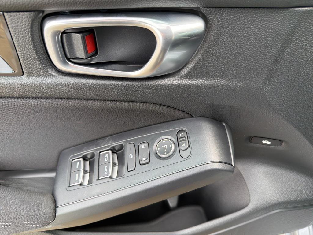 new 2026 Honda Civic Hybrid car, priced at $29,392