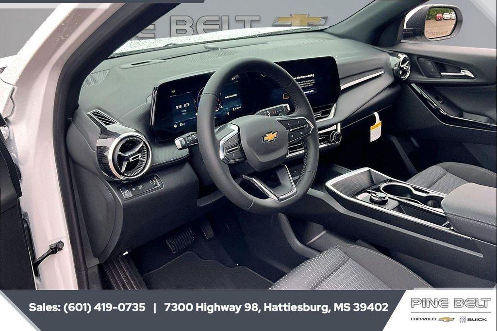 new 2026 Chevrolet Equinox car, priced at $29,165