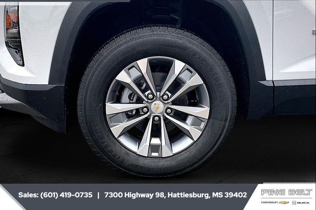 new 2026 Chevrolet Equinox car, priced at $29,165