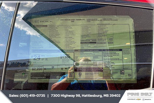 new 2025 Buick Envision car, priced at $38,227