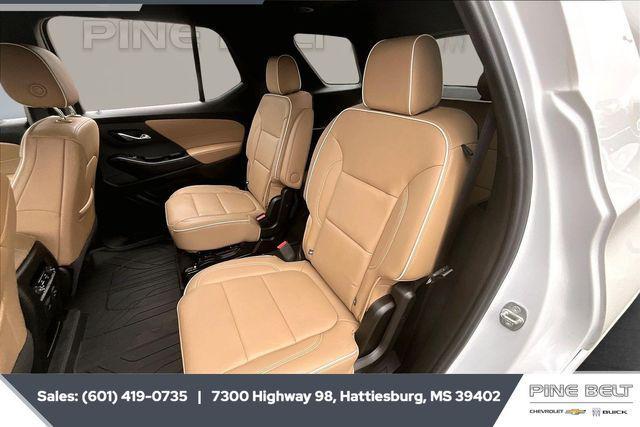 used 2023 Chevrolet Traverse car, priced at $33,922
