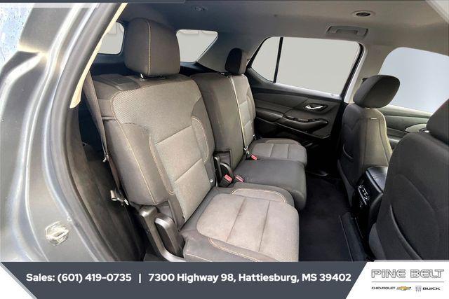 used 2021 Chevrolet Traverse car, priced at $21,900