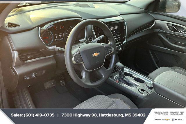 used 2021 Chevrolet Traverse car, priced at $21,900