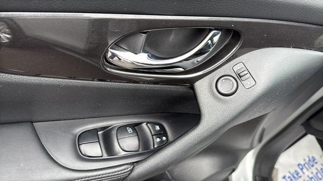 used 2020 Nissan Rogue car, priced at $15,741