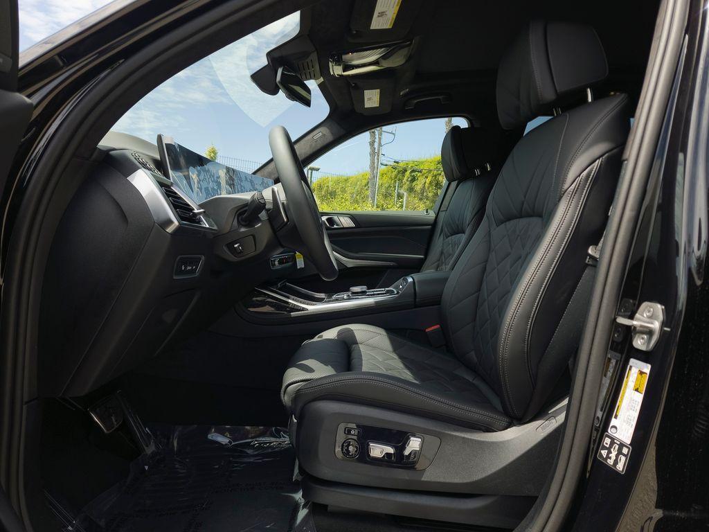 new 2026 BMW X7 car, priced at $96,390