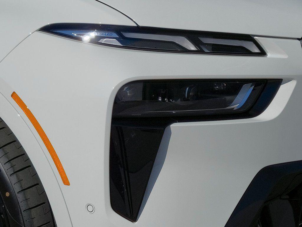 new 2026 BMW X7 car, priced at $104,050