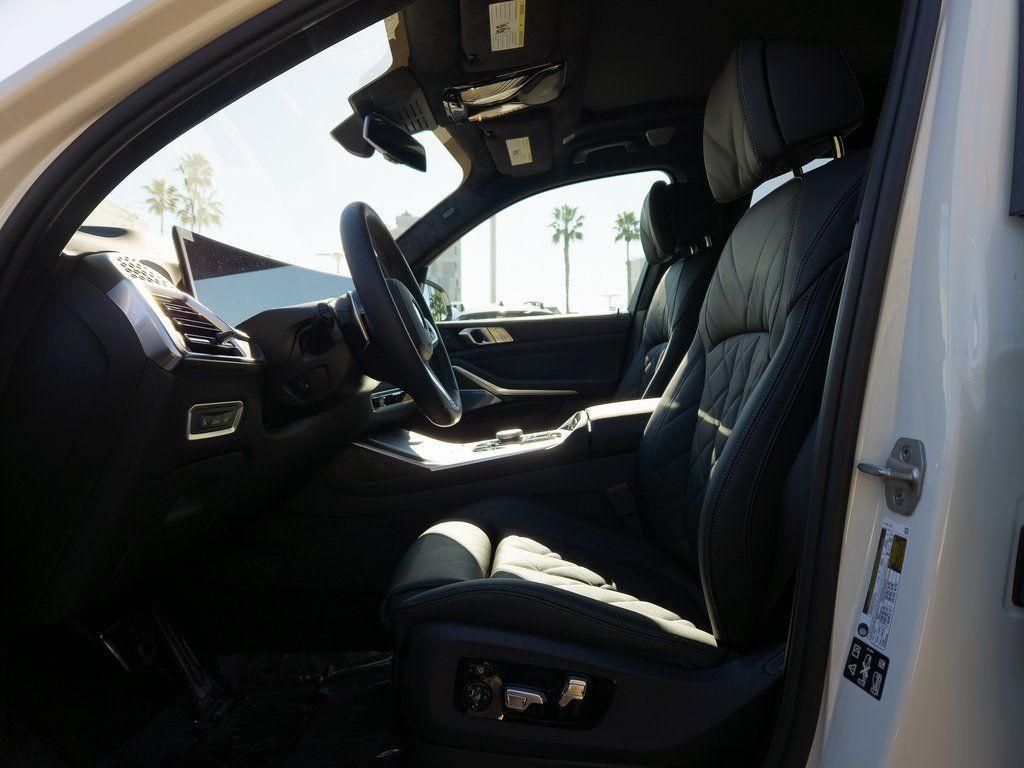 new 2026 BMW X7 car, priced at $104,050