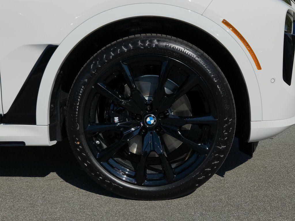 new 2026 BMW X7 car, priced at $96,250