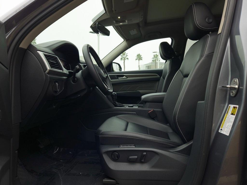 used 2023 Volkswagen Atlas car, priced at $31,495