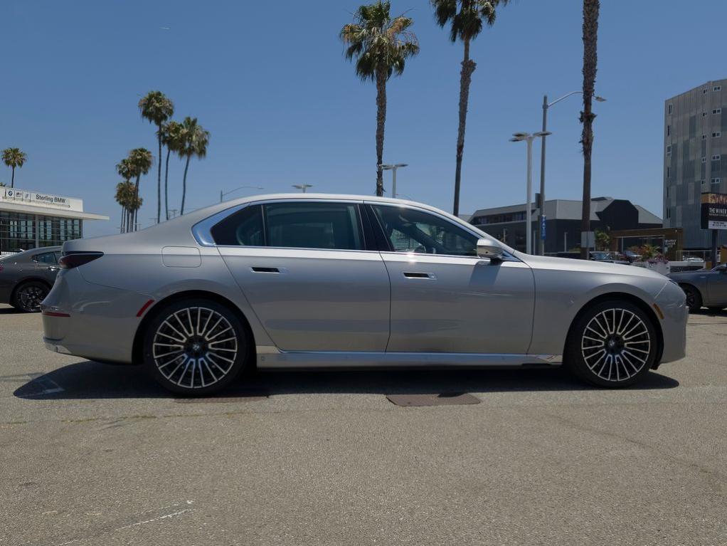 new 2026 BMW i7 car, priced at $118,600