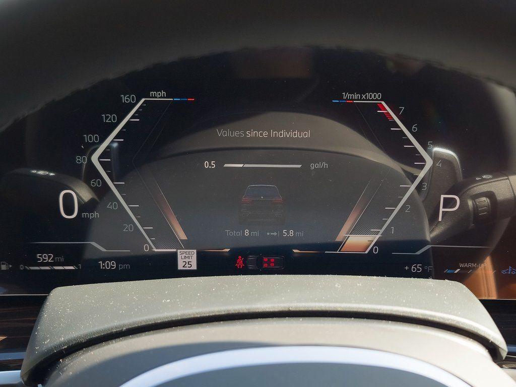 new 2026 BMW X7 car, priced at $105,600