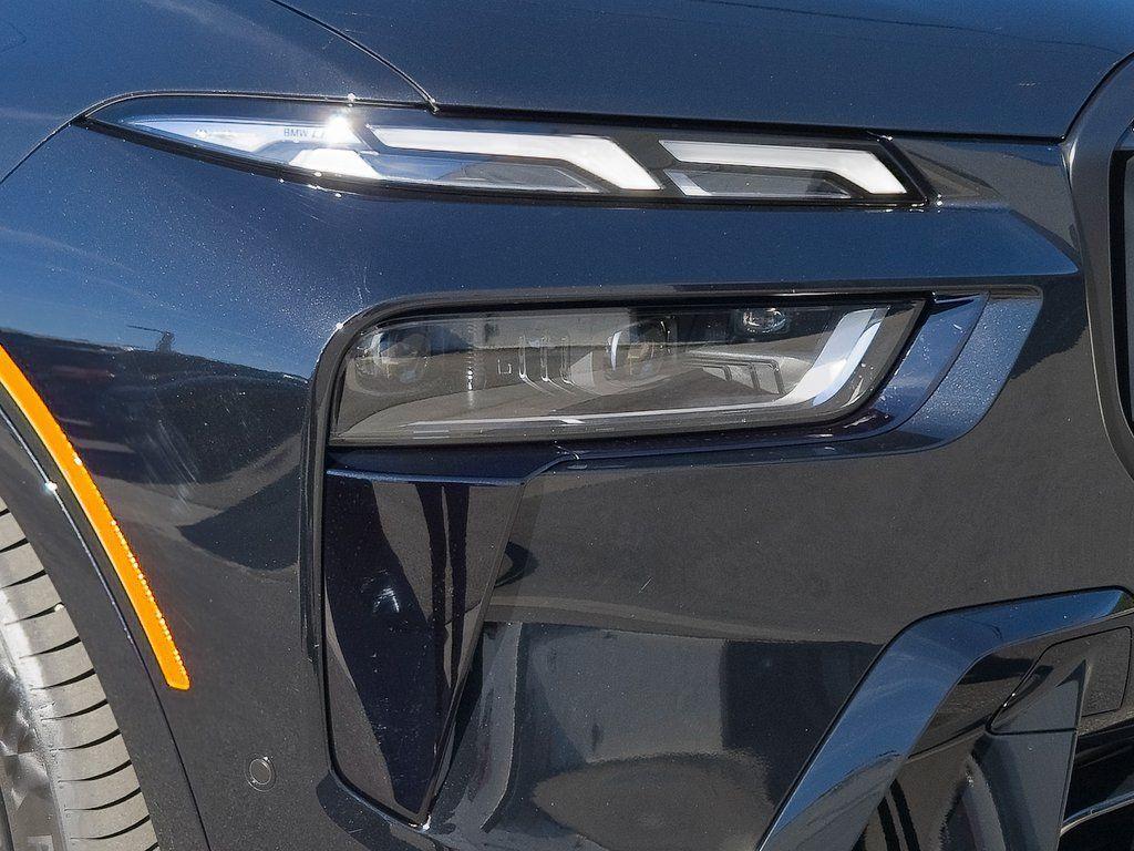 new 2026 BMW X7 car, priced at $105,600