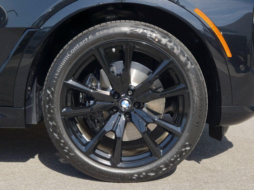 new 2026 BMW X7 car, priced at $107,950