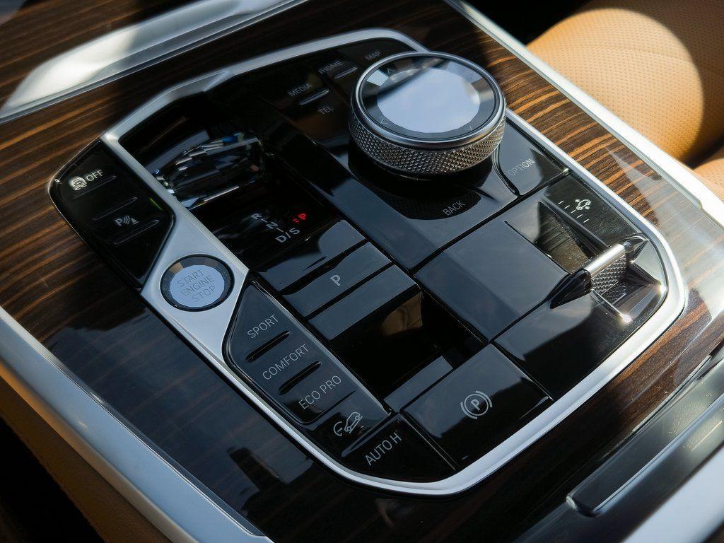 new 2026 BMW X7 car, priced at $107,950