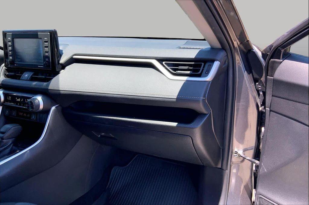 used 2022 Toyota RAV4 Hybrid car, priced at $33,433