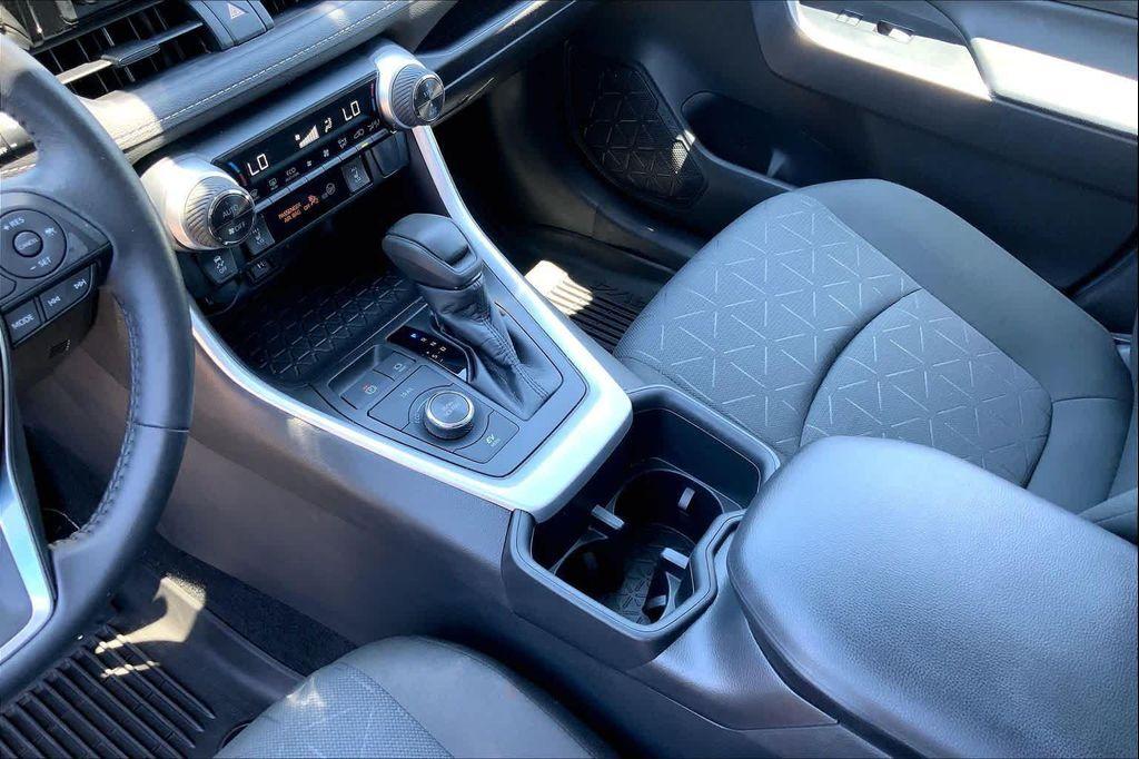 used 2022 Toyota RAV4 Hybrid car, priced at $33,433