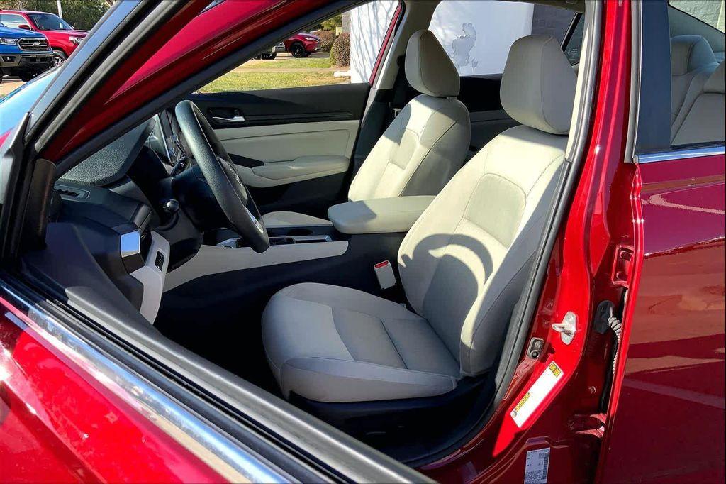 used 2025 Nissan Altima car, priced at $20,042