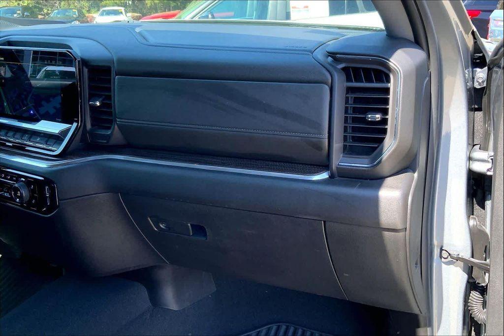 used 2025 Chevrolet Silverado 1500 car, priced at $40,776