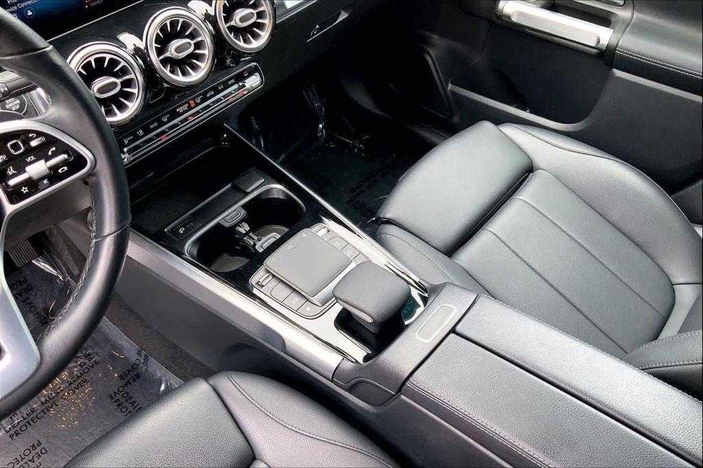 used 2021 Mercedes-Benz GLB 250 car, priced at $25,531