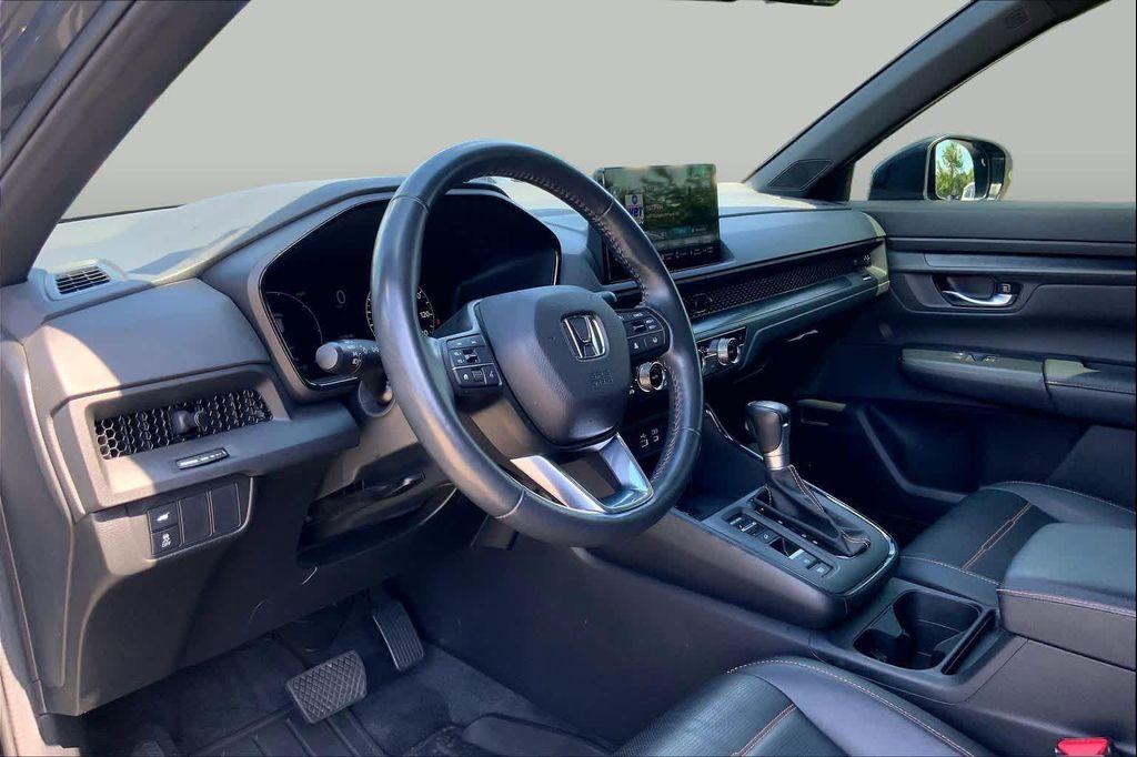 used 2024 Honda CR-V Hybrid car, priced at $35,614