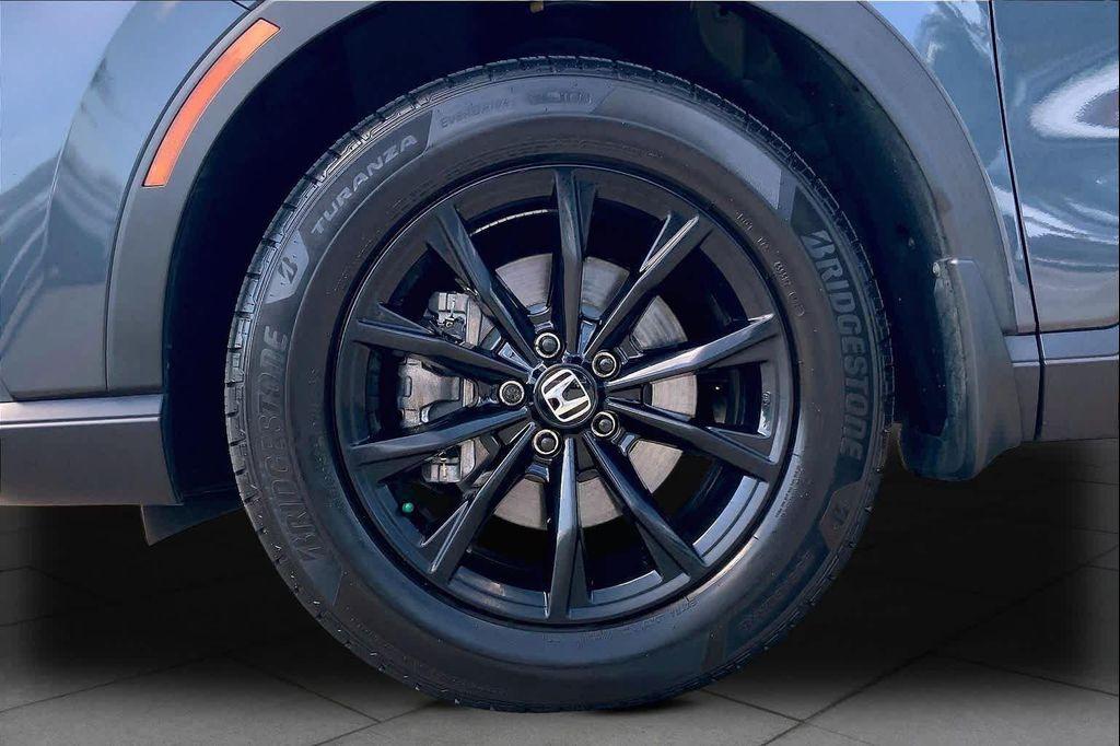 used 2024 Honda CR-V Hybrid car, priced at $35,614