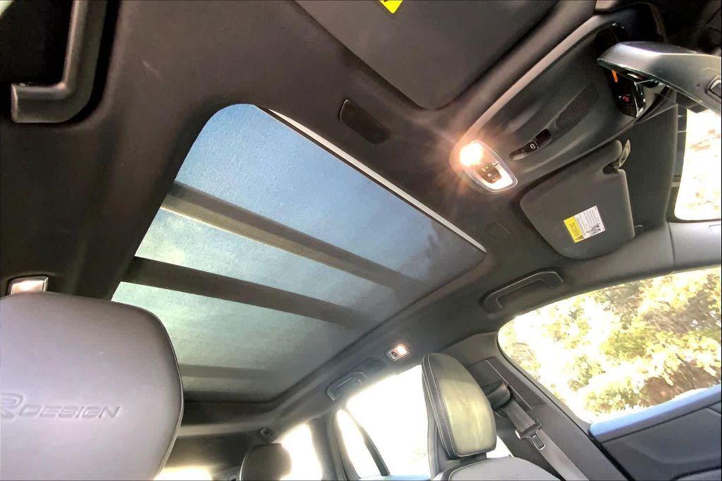 used 2020 Volvo V60 car, priced at $24,983