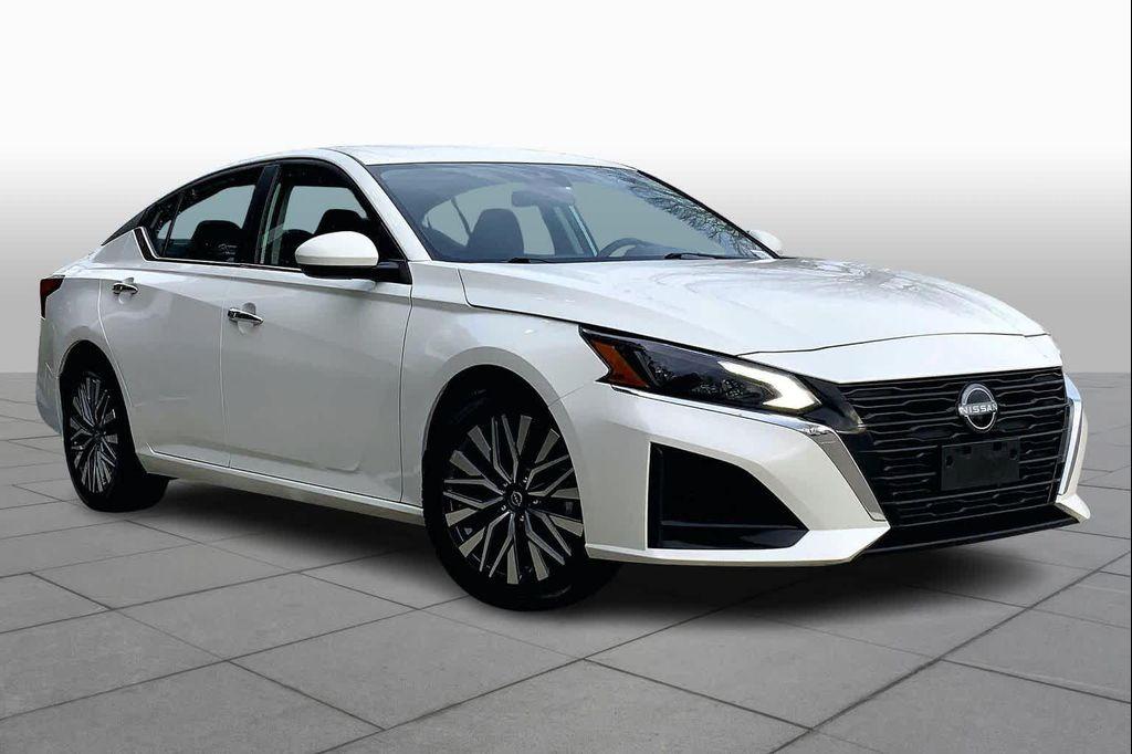 used 2023 Nissan Altima car, priced at $18,700