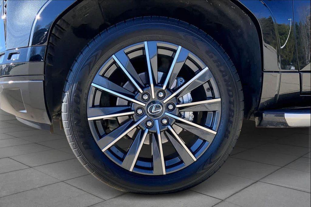 used 2024 Lexus GX 550 car, priced at $86,430