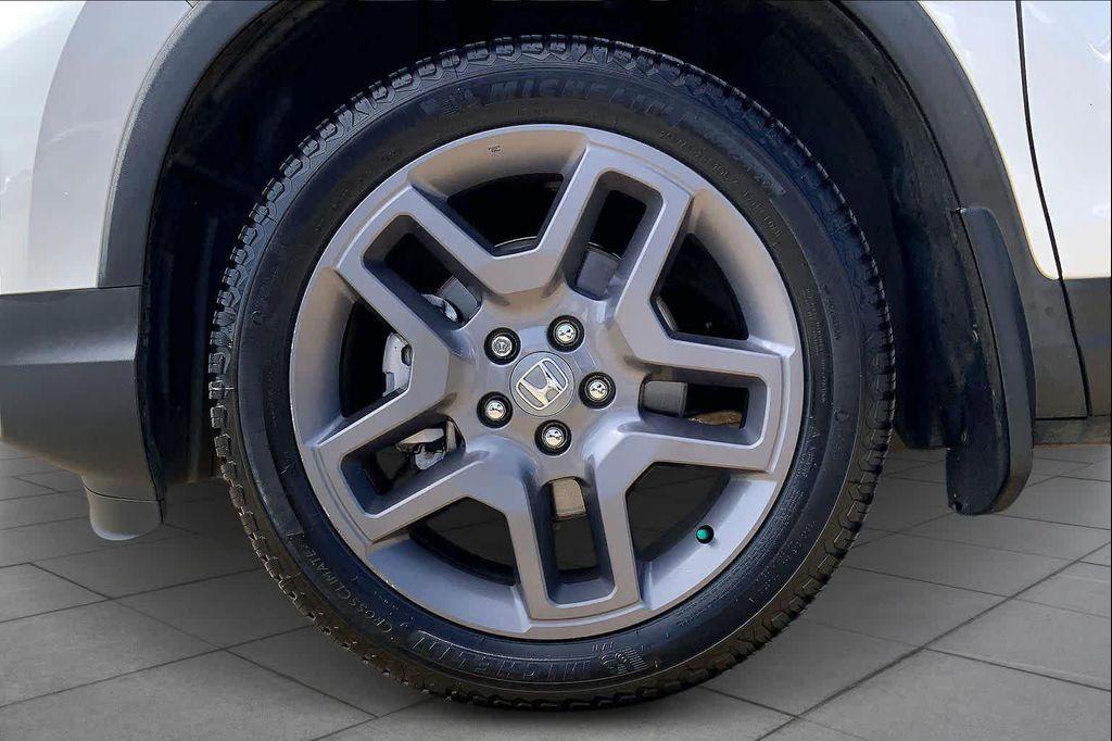 used 2022 Honda Passport car, priced at $24,493