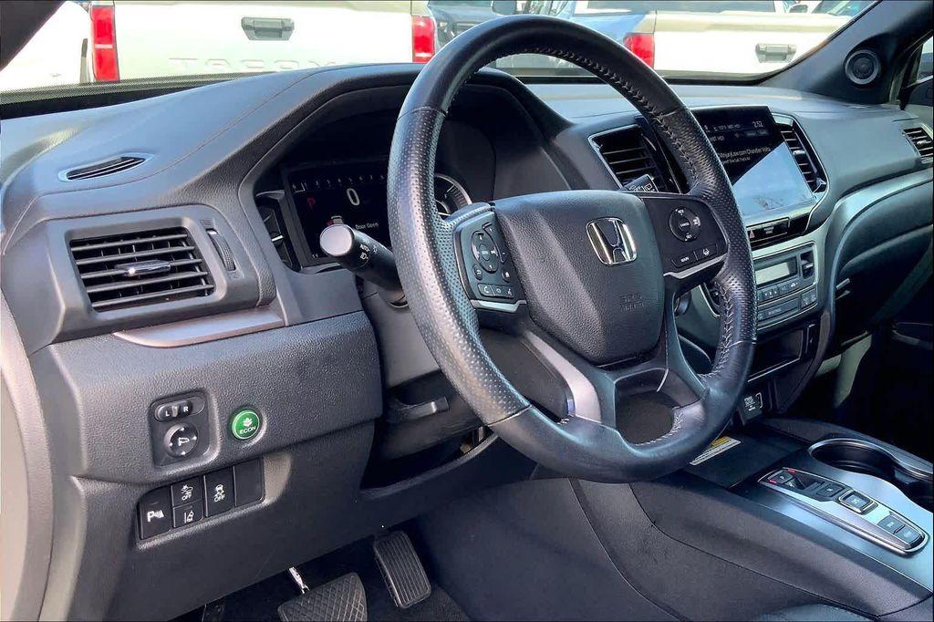 used 2022 Honda Passport car, priced at $24,493