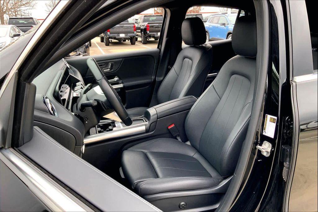 used 2025 Mercedes-Benz GLA 250 car, priced at $32,274