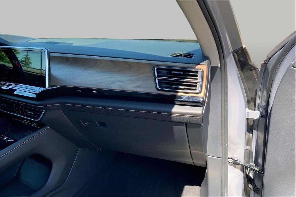 used 2024 Volkswagen Atlas car, priced at $29,793