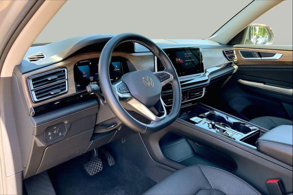 used 2024 Volkswagen Atlas car, priced at $29,793