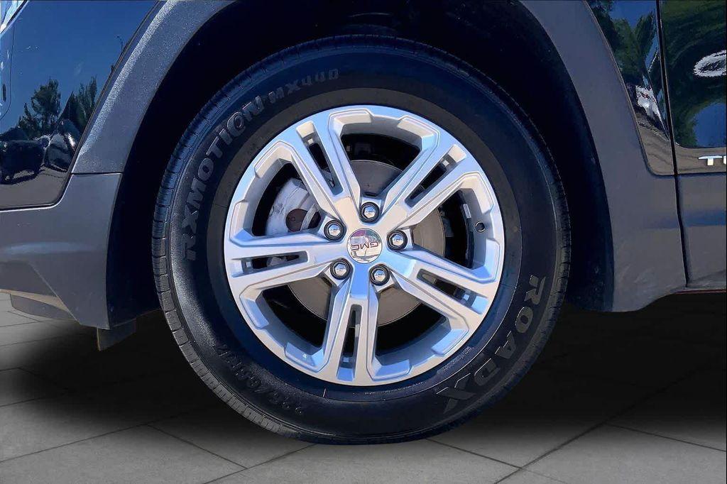 used 2024 GMC Terrain car, priced at $24,601