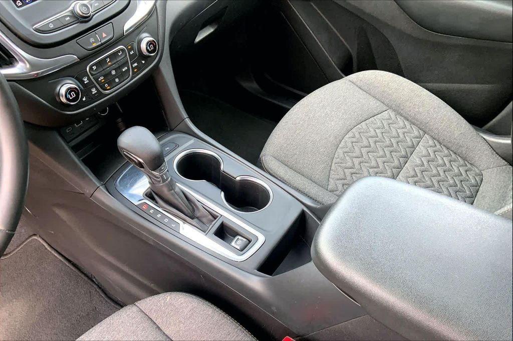 used 2024 Chevrolet Equinox car, priced at $21,920
