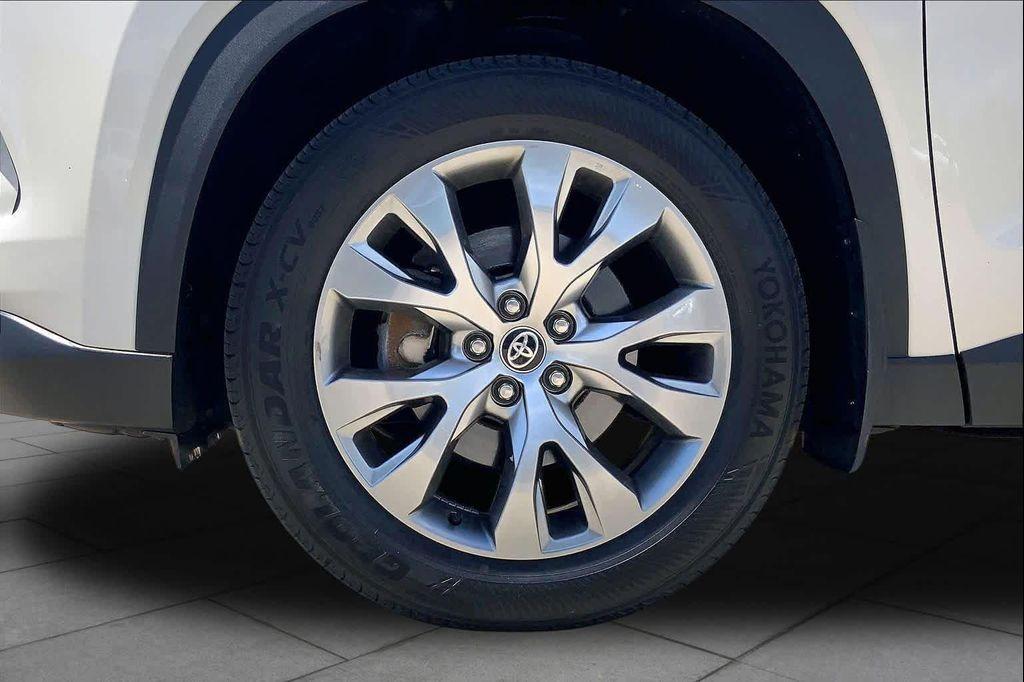 used 2024 Toyota Grand Highlander car, priced at $48,212