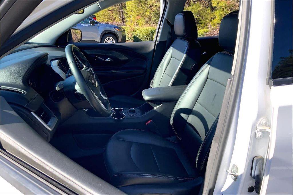 used 2024 GMC Terrain car, priced at $21,144