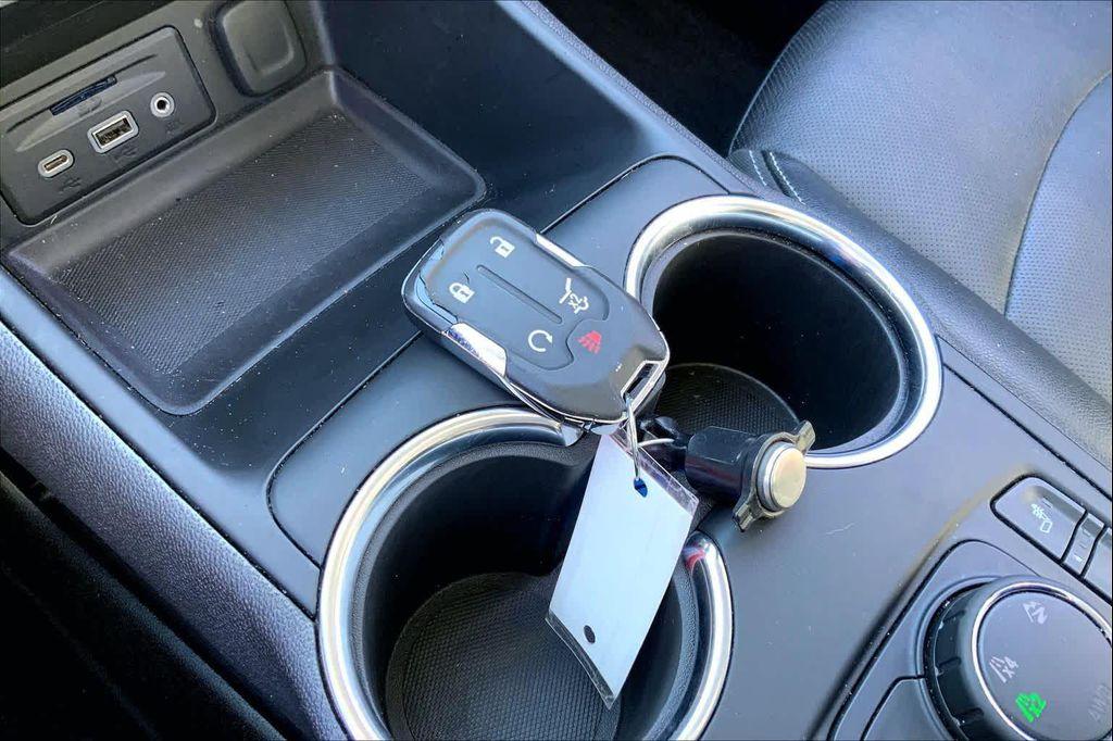 used 2024 GMC Terrain car, priced at $21,144