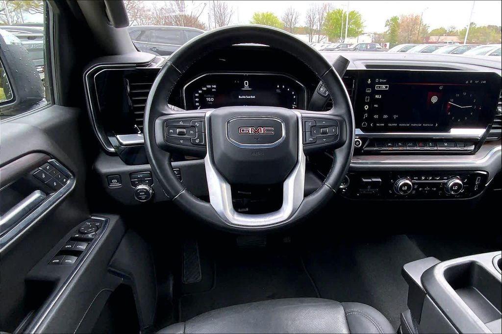 used 2025 GMC Sierra 1500 car, priced at $43,434