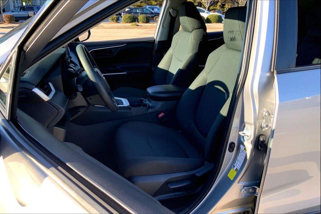 used 2020 Toyota RAV4 car, priced at $22,464