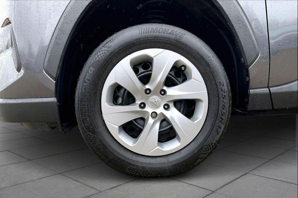 used 2022 Toyota RAV4 car, priced at $23,141