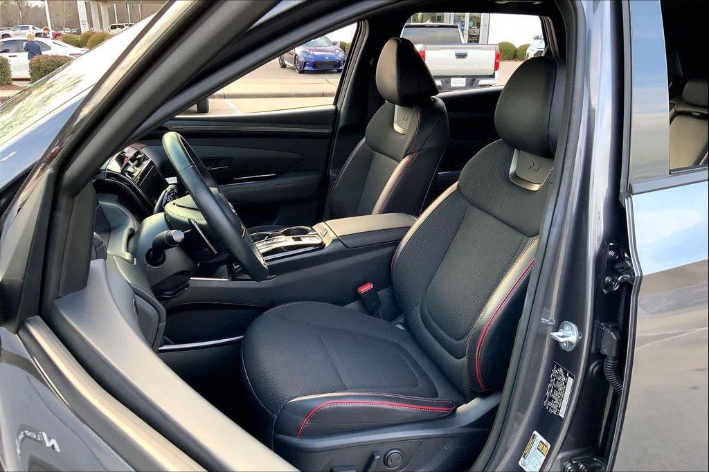 used 2024 Hyundai TUCSON Hybrid car, priced at $29,340