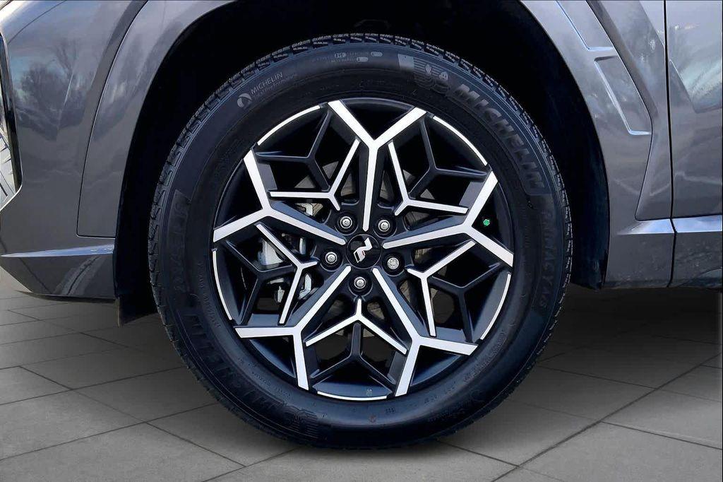 used 2024 Hyundai TUCSON Hybrid car, priced at $29,340