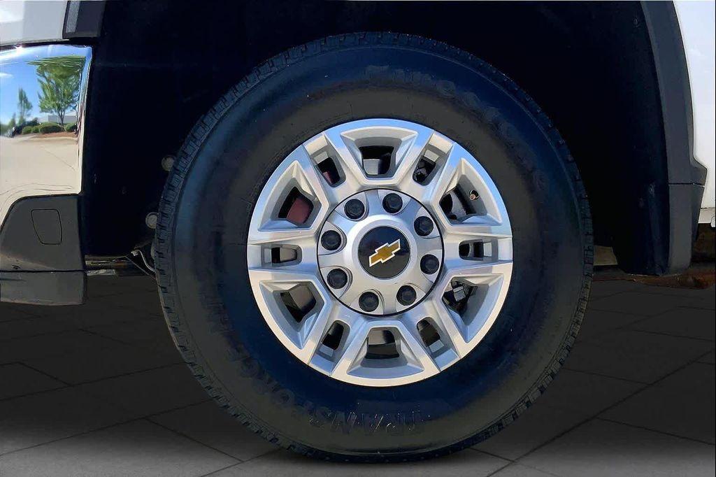 used 2025 Chevrolet Silverado 2500 car, priced at $56,692