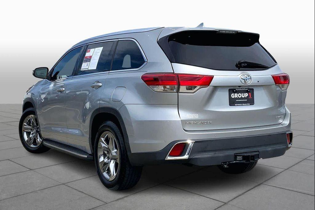used 2019 Toyota Highlander car, priced at $29,218