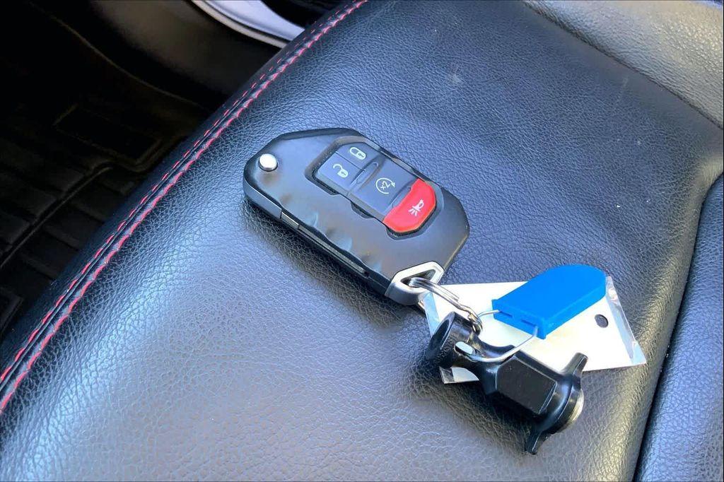 used 2022 Jeep Gladiator car, priced at $30,382